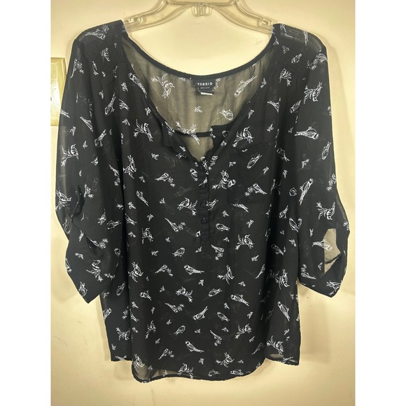 torrid Tops - Whimsical Torrid Black Novelty Bird Print Sheer Top Plus Size‎ 2X Nature Dainty